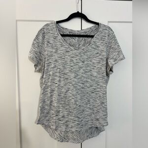 Lululemon Large/ Size 10 short sleeve Athletic Top
